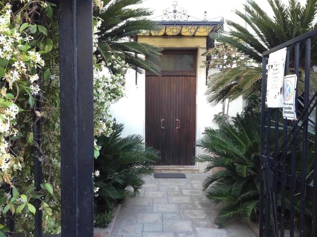 Bed And Breakfast Via Leuca Lecce Exterior foto