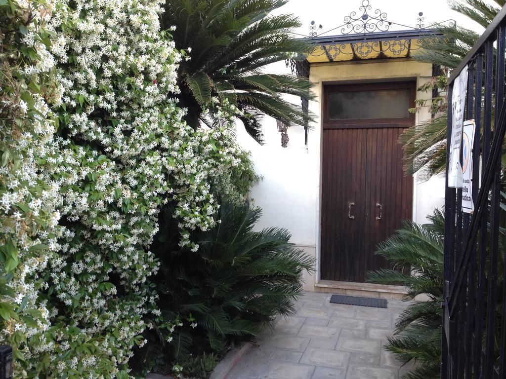 Bed And Breakfast Via Leuca Lecce Exterior foto